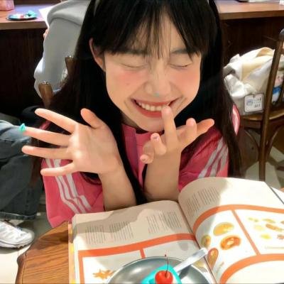 脱口秀演员又出大瓜：决赛夜爆冷，节目组紧急叫停，一个月